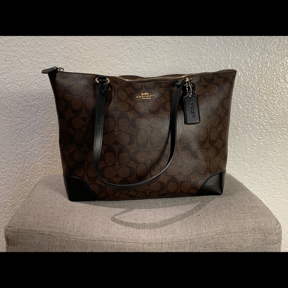 Coach Handbags - Coach Signature Coated Canvas handbag